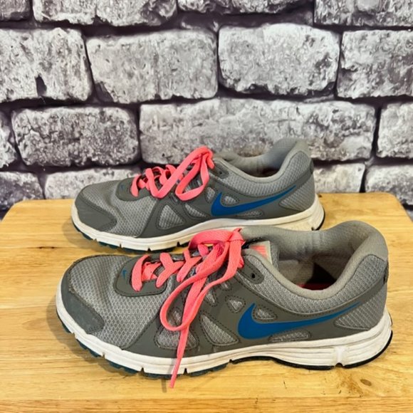 Nike Gray 7 Pink Fabric Lace Up Low Top Sneakers Size 7 1/2 - Picture 2 of 6